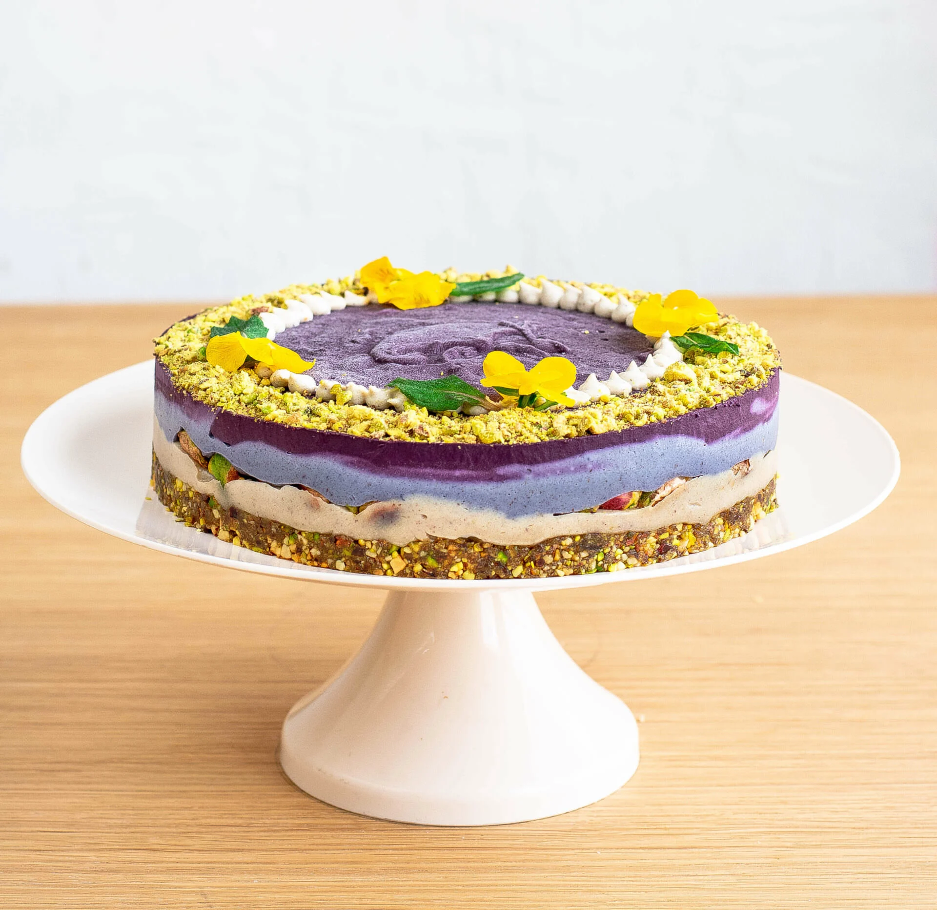 Borovnica pistać - ukusna i zdrava torta, cela torta
